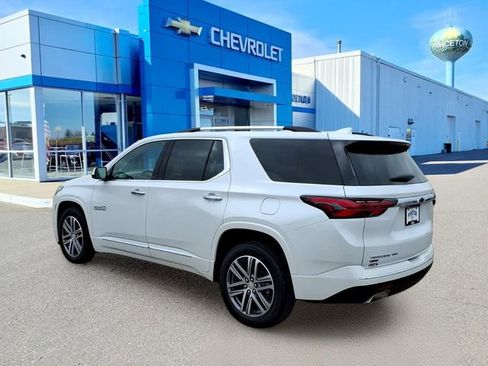Used 2024 Chevrolet Traverse High Country AWD/4WD image 6