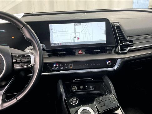 Used 2024 Kia Sportage EX w/ EX Premium Package image 18