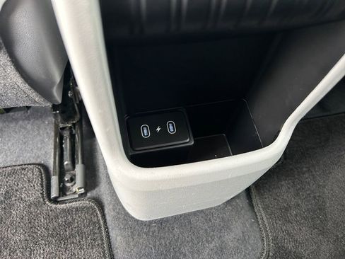 Used 2024 Hyundai Kona SEL FWD image 32