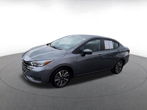 Used 2025 Nissan Versa SV FWD image 7