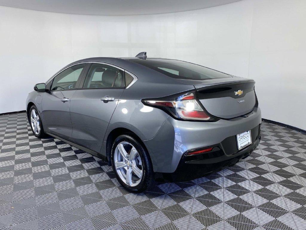 Used 2018 Chevrolet Volt LT FWD image 6