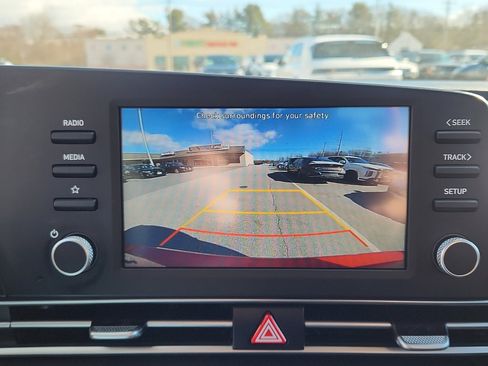 Used 2021 Hyundai Elantra SEL w/ Cargo Package image 21