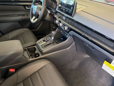 New 2026 Honda CR-V EX-L image 17