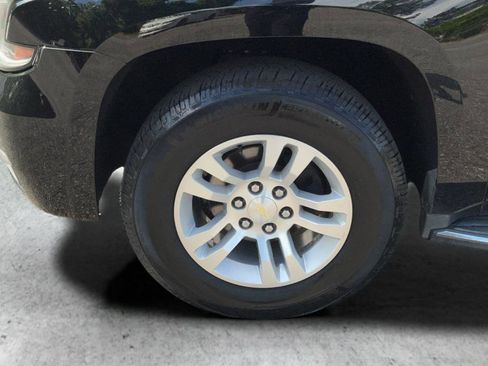Used 2020 Chevrolet Tahoe Premier AWD/4WD image 24