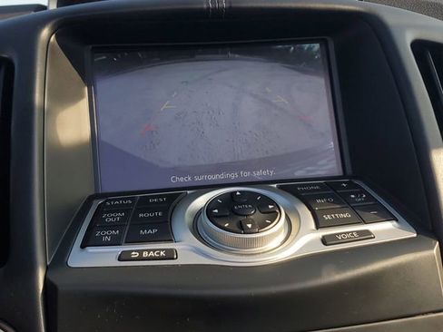 Used 2017 Nissan 370Z Touring image 27