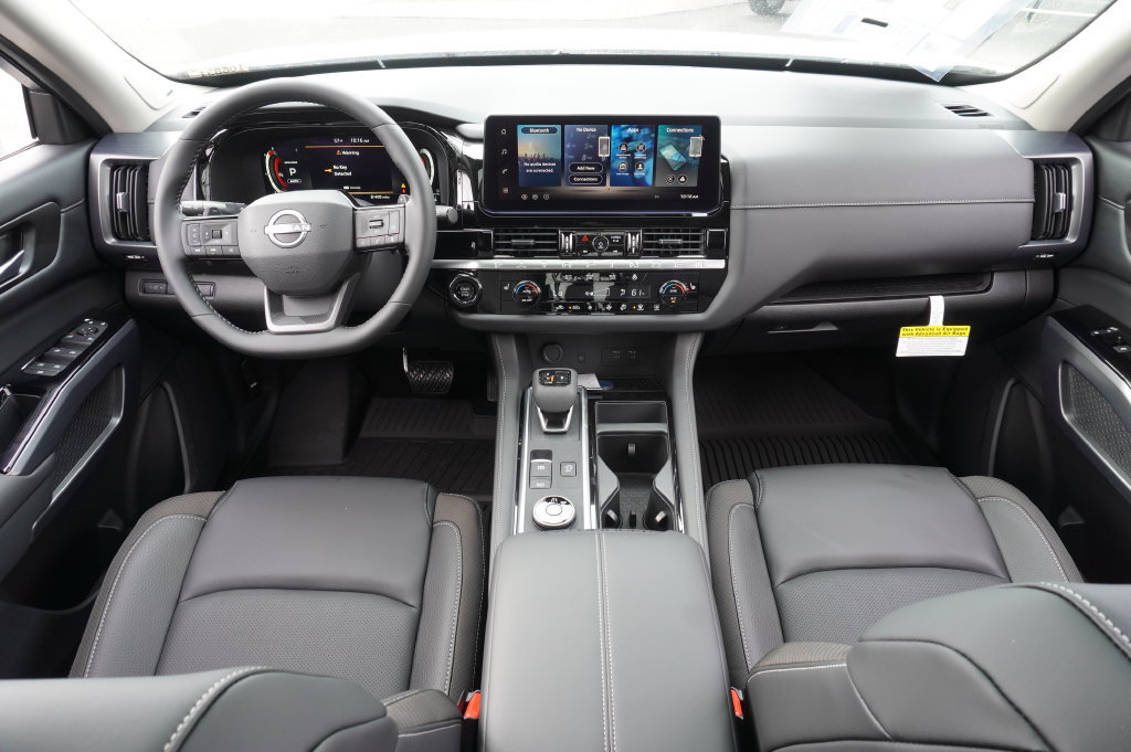 Certified 2026 Nissan Pathfinder SL w/ SL Premium Package AWD/4WD image 12