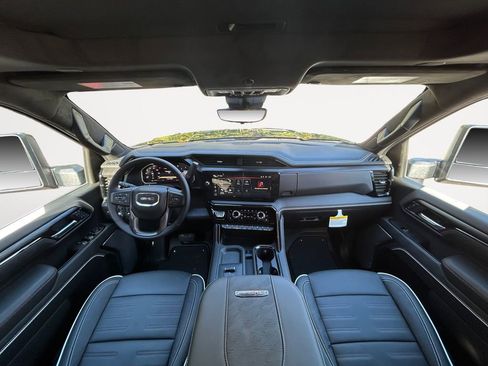 New 2026 GMC Sierra 2500 AT4X image 13