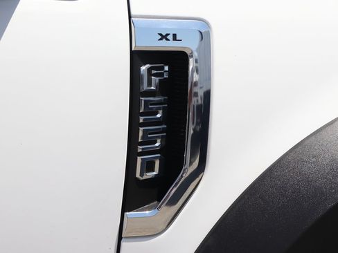 Used 2020 Ford F550 2WD Regular Cab Super Duty image 47