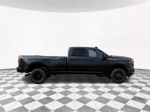 New 2026 RAM 3500 Tradesman AWD/4WD image 29