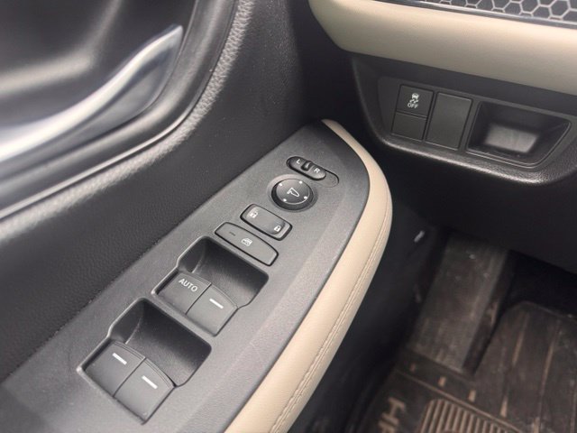 Used 2023 Honda HR-V LX image 13