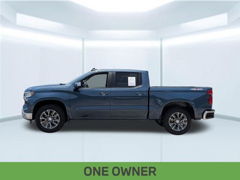 Used 2024 Chevrolet Silverado 1500 LT AWD/4WD image 2