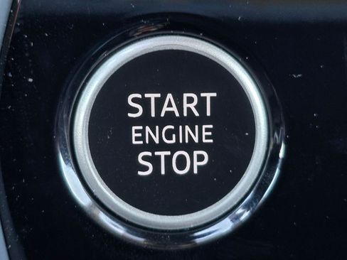 Certified 2025 Audi Q5 Premium w/ Convenience Package image 21