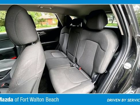 Used 2024 Kia Sportage LX FWD image 19