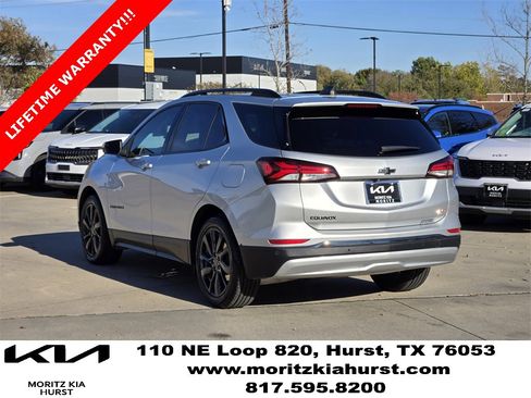 Used 2022 Chevrolet Equinox RS w/ RS Leather Package image 3