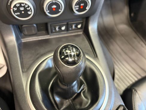 Used 2015 MAZDA MX-5 Miata Grand Touring RWD image 16