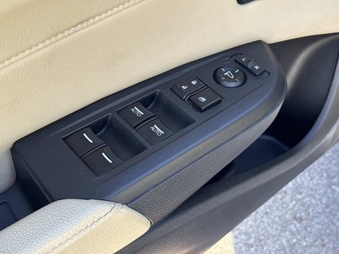 Used 2017 Acura ILX w/ Premium Package image 14