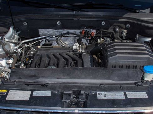 Used 2018 Volkswagen Atlas SE AWD/4WD image 13