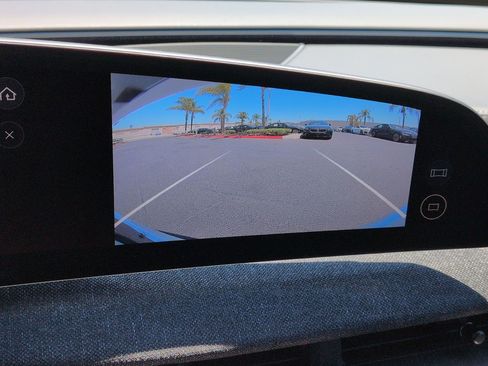 Used 2023 Lucid Air Pure AWD/4WD image 25