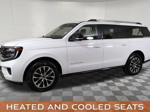 Used 2025 Ford Expedition Max Platinum AWD/4WD image 12