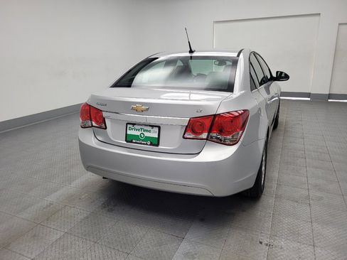 Used 2014 Chevrolet Cruze LT image 7