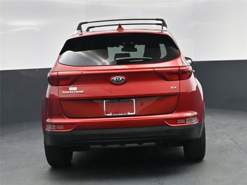 Used 2017 Kia Sportage EX image 15