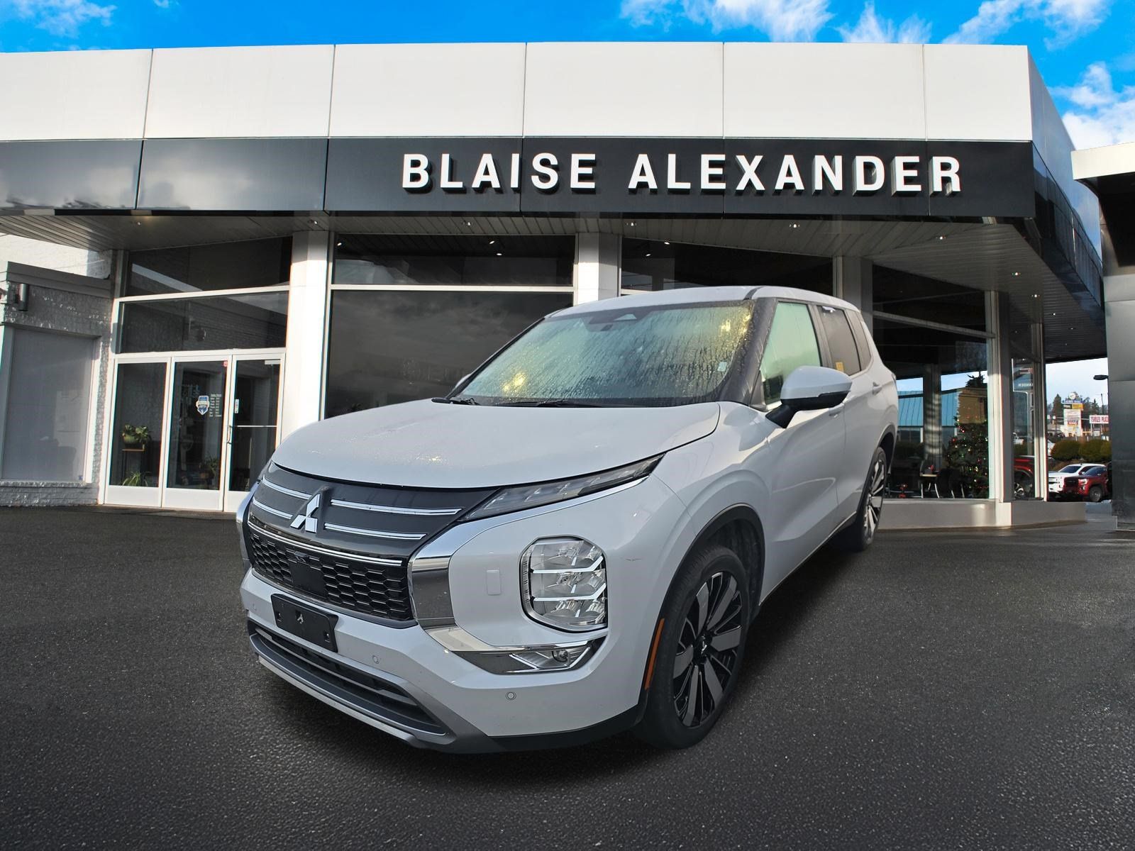 Used 2025 Mitsubishi Outlander SE AWD/4WD image 8