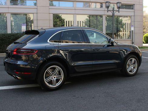 Used 2016 Porsche Macan S w/ Premium Package Plus image 7