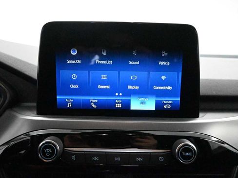 Used 2025 Ford Escape Active AWD/4WD image 17