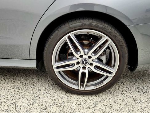 Used 2020 Mercedes-Benz E 350 Sedan image 9