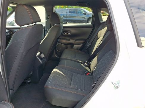 Used 2024 Honda HR-V Sport image 10