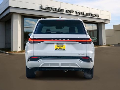 New 2026 Lexus TX 500h F SPORT Performance Premium image 3