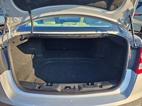 Used 2013 Ford Taurus SEL FWD image 28