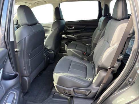 New 2026 Subaru Ascent Limited image 16