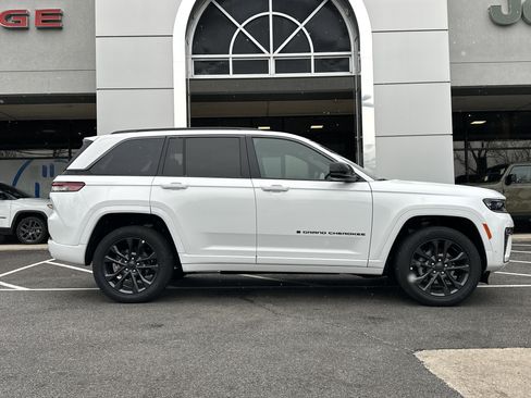New 2026 Jeep Grand Cherokee Limited Reserve image 20
