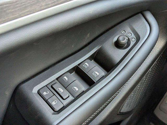 New 2026 Jeep Grand Cherokee Altitude AWD/4WD image 24