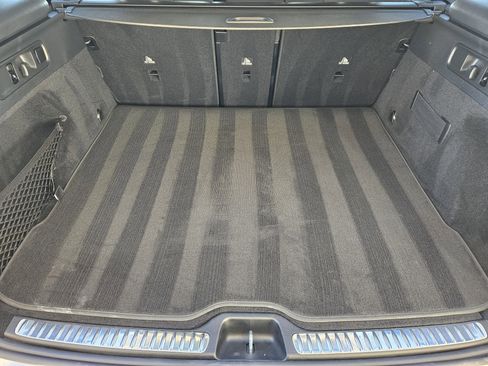 Certified 2025 Mercedes-Benz GLC 300 4MATIC image 32