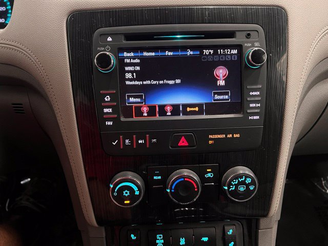 Used 2015 Chevrolet Traverse LT w/ Style and Technology Package AWD/4WD image 23