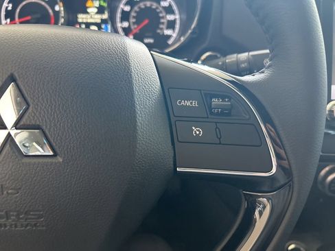 New 2026 Mitsubishi Outlander Sport SE AWD/4WD image 38