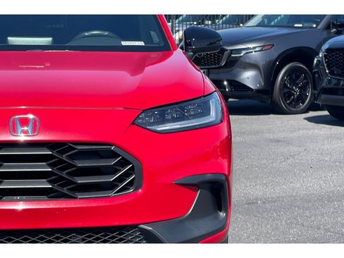 Certified 2023 Honda HR-V Sport image 18