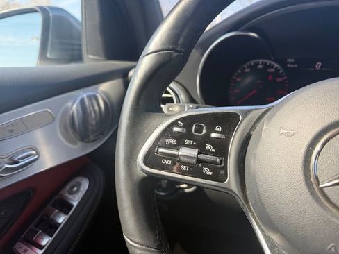 Used 2021 Mercedes-Benz GLC 300 4MATIC image 24