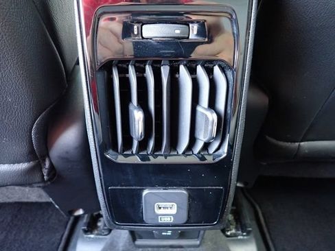Used 2022 Jeep Compass Limited AWD/4WD image 15