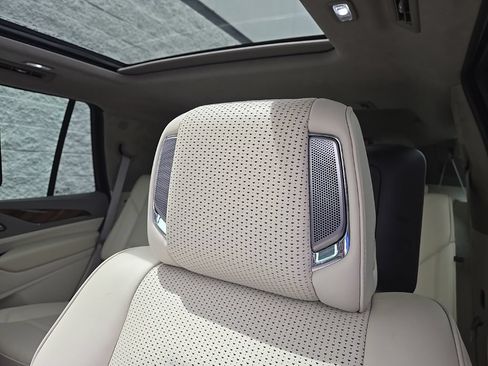 Certified 2024 Cadillac Escalade Sport Platinum w/ LPO, Floor Liner Package AWD/4WD image 14