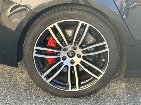 Used 2019 Maserati Ghibli S Q4 image 26