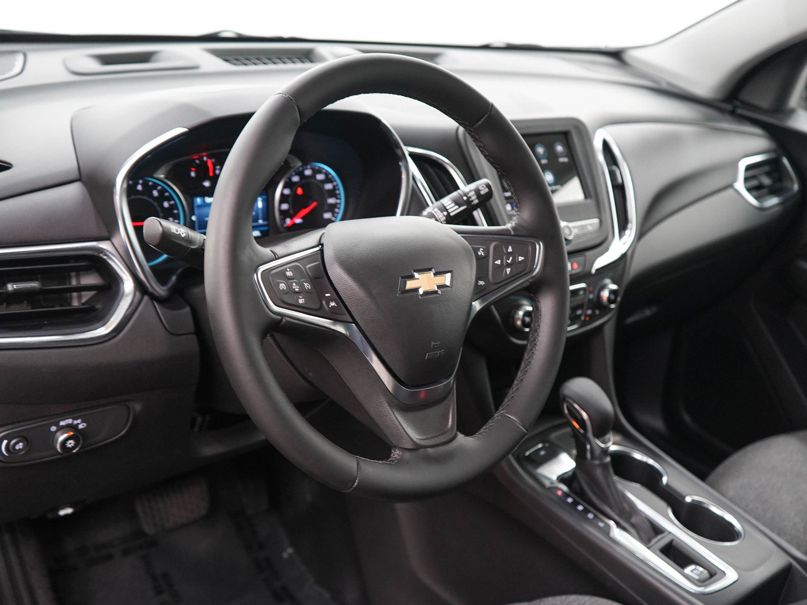 Used 2024 Chevrolet Equinox LT w/ LPO, Floor Liner Package AWD/4WD image 21