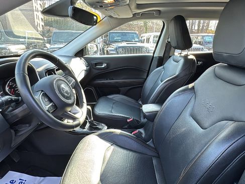 Certified 2019 Jeep Compass Limited w/ Safety & Security Group AWD/4WD image 14