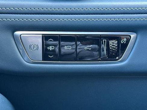 New 2025 Cadillac Escalade IQ Luxury 2 image 32