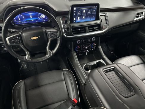 Used 2022 Chevrolet Tahoe Premier AWD/4WD image 12