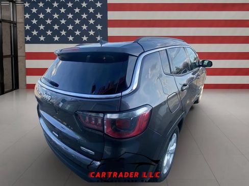 Used 2019 Jeep Compass Latitude w/ Popular Equipment Group FWD image 7