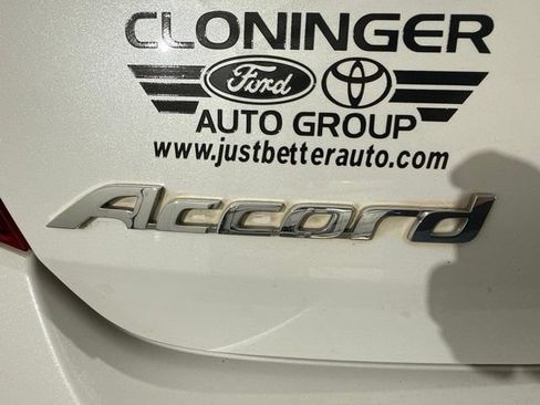 Used 2016 Honda Accord EX-L image 11