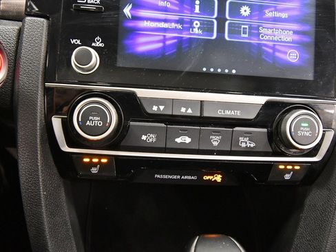 Certified 2020 Honda Civic EX image 25